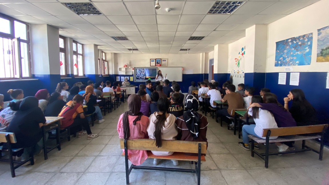 Prof. Dr. Fuat Sezgin MTAL Öğretmenlerinden Meslek Tanıtımları